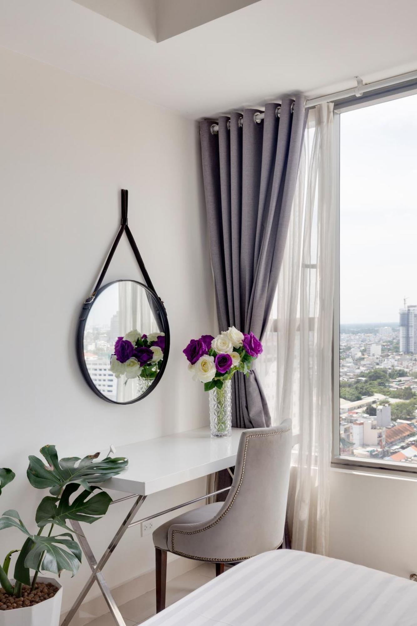 Smile Home - Rivegate - Modern Comfort - Near Bui Vien Хошимин Екстериор снимка